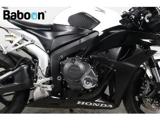 Honda CBR 600 RR picture 11