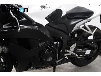 Honda CBR 600 RR picture 19