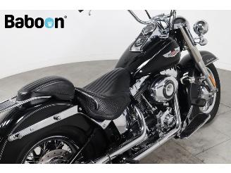 Harley-Davidson  FLSTN Softail Deluxe ABS picture 17