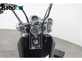 Harley-Davidson  FLSTN Softail Deluxe ABS picture 18