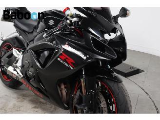 Suzuki  GSX-R 750 picture 10
