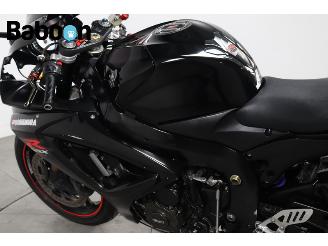 Suzuki  GSX-R 750 picture 21