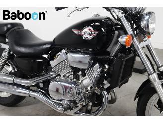 Honda VF 750 C Magna picture 10