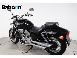 Honda VF 750 C Magna picture 4