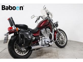 Suzuki  VS 700 Intruder picture 2