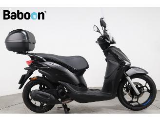 skadebil bromfiets Piaggio  Liberty S 45KM 2025/9