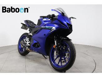Yamaha  YZF-R 125 picture 2