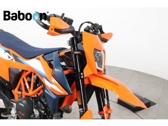 KTM 690 SMC R picture 9