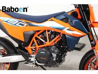 KTM 690 SMC R picture 12