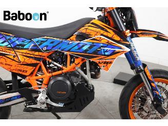 KTM 690 SMC R picture 11