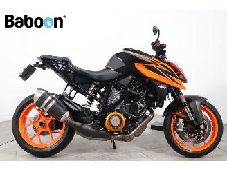 KTM 1290 Super Duke R ABS picture 1