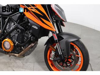 KTM 1290 Super Duke R ABS picture 10