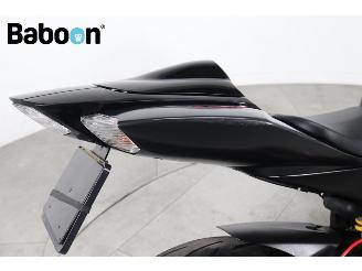 Suzuki  GSX-R 750 picture 22