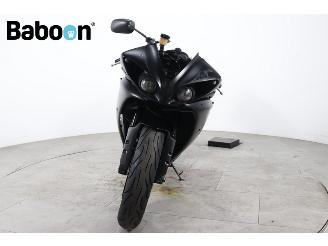 Yamaha  YZF-R1 picture 3