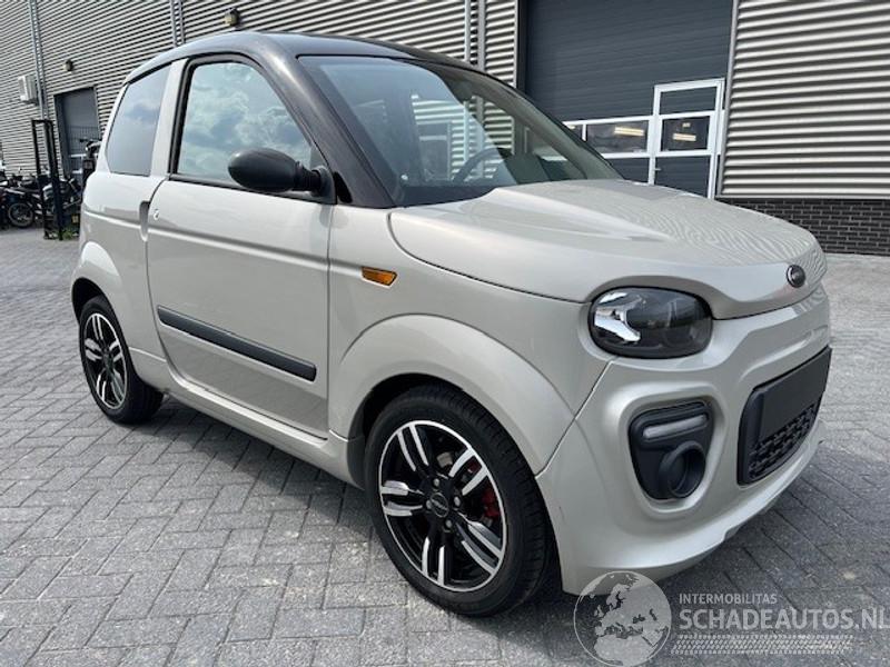Microcar  M.GO 6 DCI 45KM