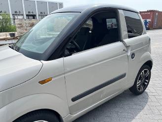 Microcar  M.GO 6 DCI 45KM picture 12