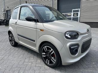 uszkodzony microcars Microcar  M.GO 6 DCI 45KM 2022/4