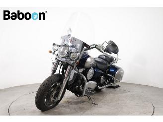 Kawasaki VN 1600 Classic Tourer picture 2