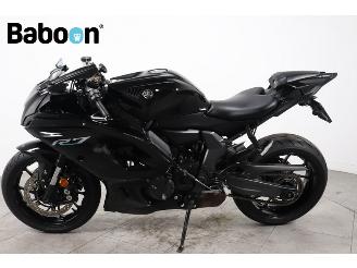 Yamaha  YZF- R7 picture 5