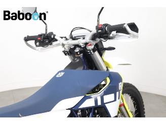 Husqvarna  701 Enduro picture 14