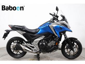 krockskadad bil motor Honda  NC 750 X C-ABS 2021/7