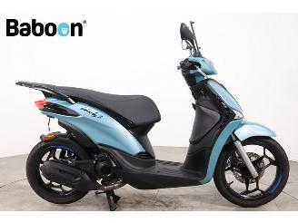Unfall Kfz Roller Piaggio  Liberty S 45KM 2025/11