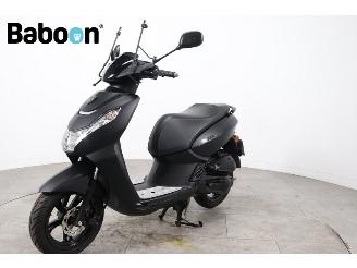 Peugeot  Kisbee S 25KM Black edition picture 6