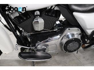 Harley-Davidson  FLHX Street Glide picture 12