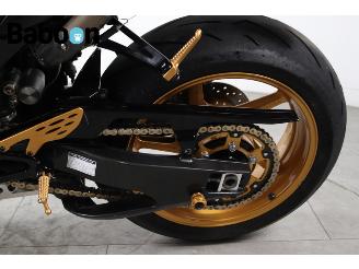 Yamaha  YZF-R1 picture 12