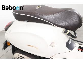 Vespa  Primavera 45KM picture 18