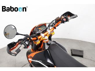 KTM 690 SMC  picture 20
