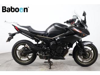 krockskadad bil motor Yamaha XJ 6 S Diversion ABS 2010/7