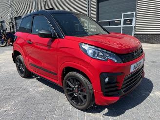 krockskadad bil brommobiel Ligier  JS60 Sport Ultimate 45KM 2025/3