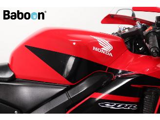 Honda CBR 600 RR picture 16