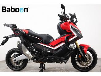 Honda  X-ADV picture 1