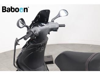 Piaggio  Zip 45KM picture 18