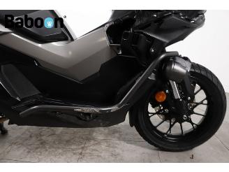 Honda  ADV 350 picture 11