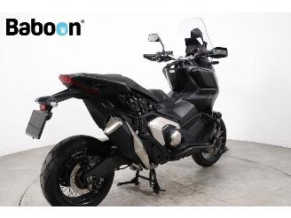 Honda  X-ADV picture 2