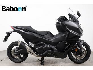 Coche accidentado Honda  NSS Forza 750 ABS 2026/4