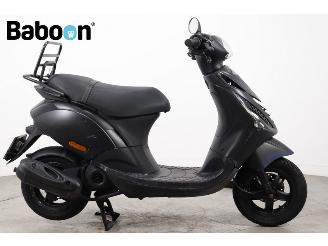  Piaggio  Zip 25KM 2016/2