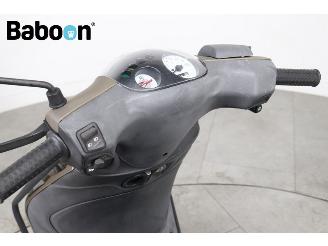 Piaggio  Zip 25KM picture 11