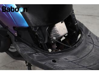 Piaggio  Zip 45KM picture 18