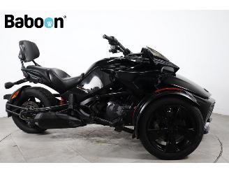skadebil motor Can-Am  Spyder F3 2024/6