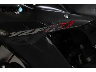 Yamaha  YZF-R1 picture 16