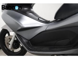 Honda  PCX 150 picture 19