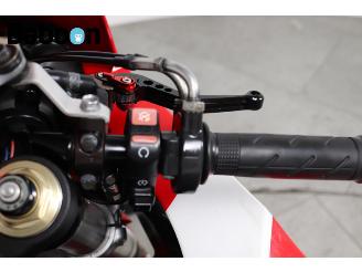 Honda CBR 1000 RR Fireblade picture 16