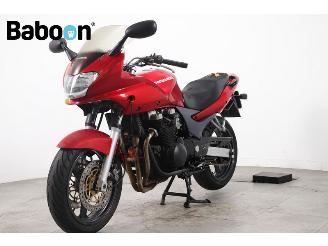 Kawasaki  ZR-7 S picture 6