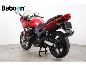 Kawasaki  ZR-7 S picture 4