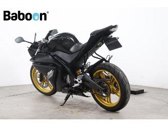 Yamaha  YZF-R 125 picture 4