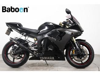 krockskadad bil motor Yamaha  YZF-R6 2005/5